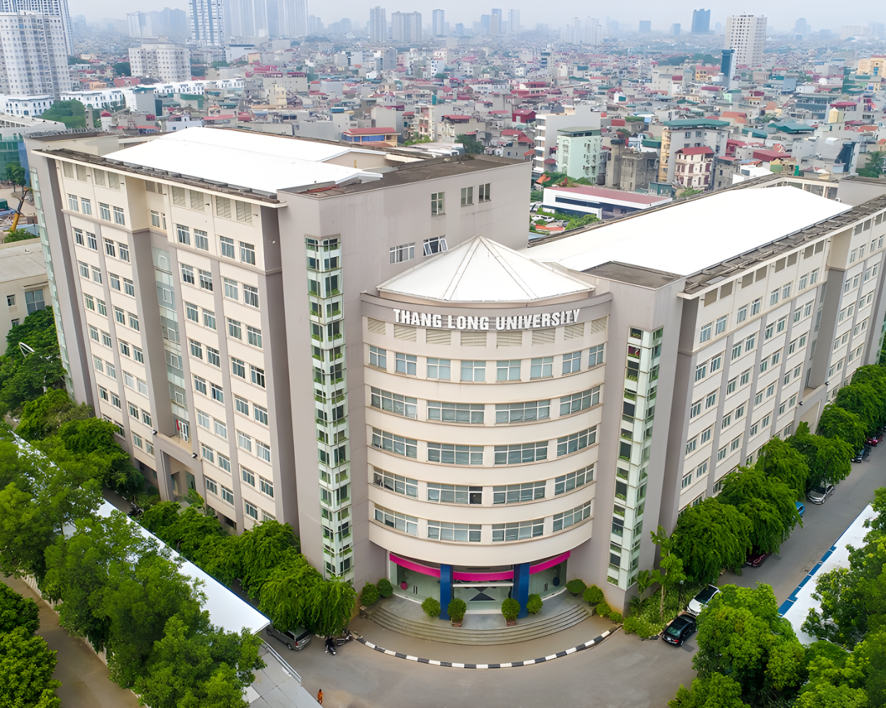 TLU (Thang Long University)